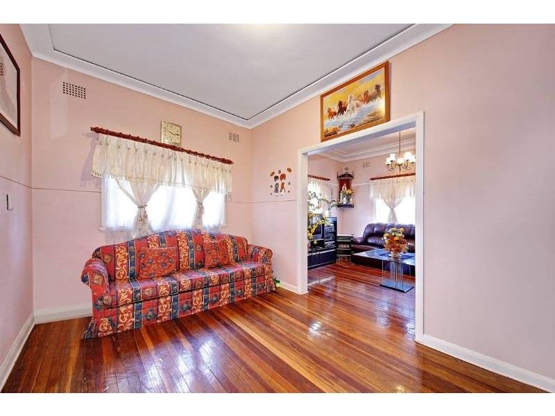 9 Lakemba Street, Belmore NSW 2192