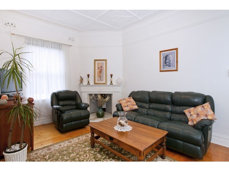 11 Heighway Avenue, Ashfield NSW 2131