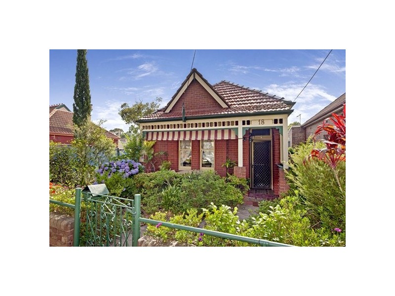 18 Carlisle Street, Ashfield NSW 2131