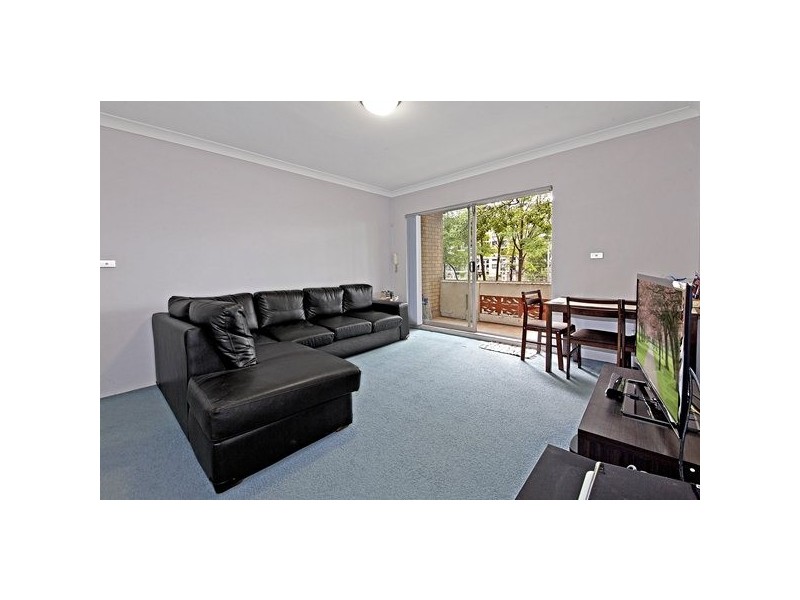 4/42 Elizabeth St, Ashfield NSW 2131
