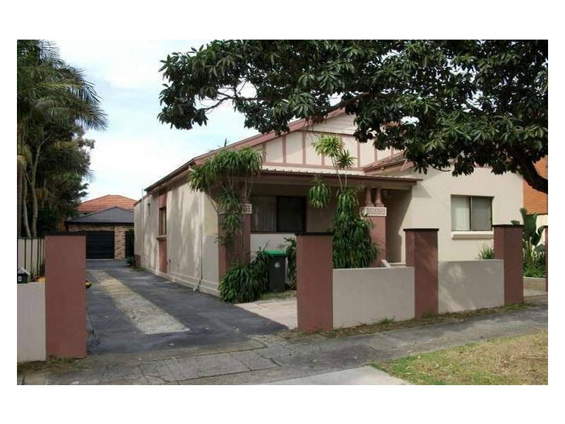 2/91 Duke Street, Campsie NSW 2194