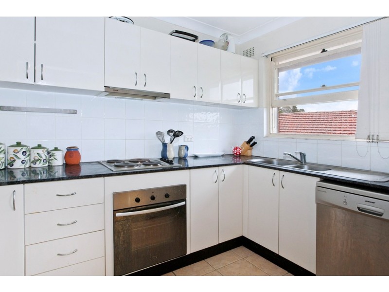 8/41 Bellombi Street, Campsie NSW 2194