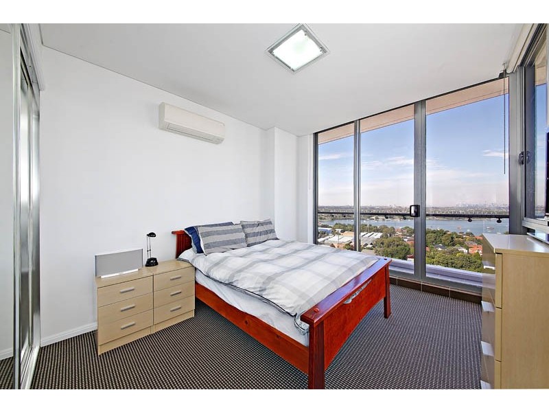 2005/87 Shoreline Drive, Rhodes NSW 2138