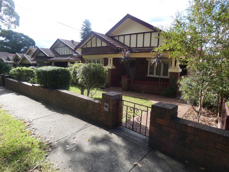 11 Wychbury Avenue, Croydon NSW 2132