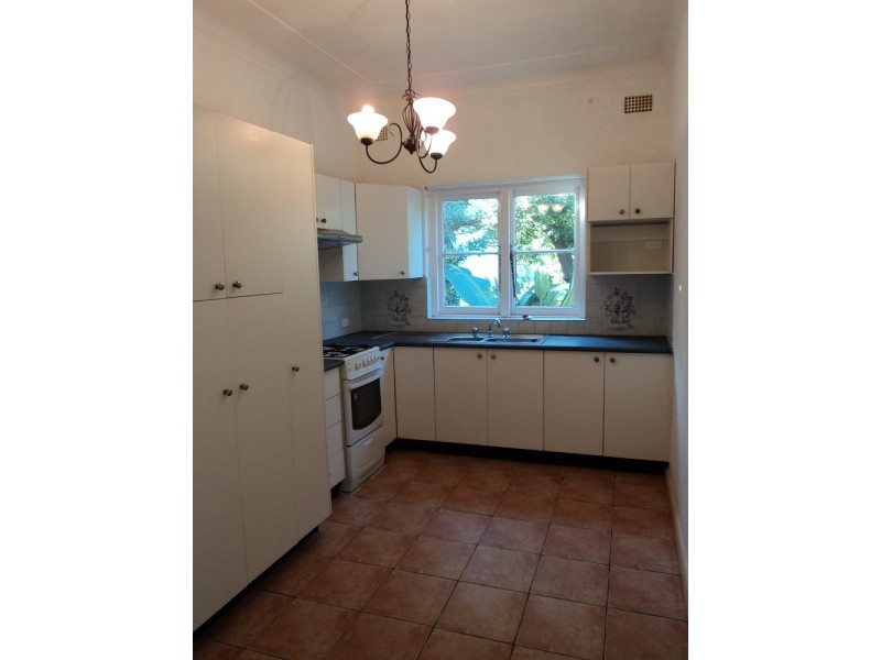 8/23 A’Beckett Avenue, Ashfield NSW 2131