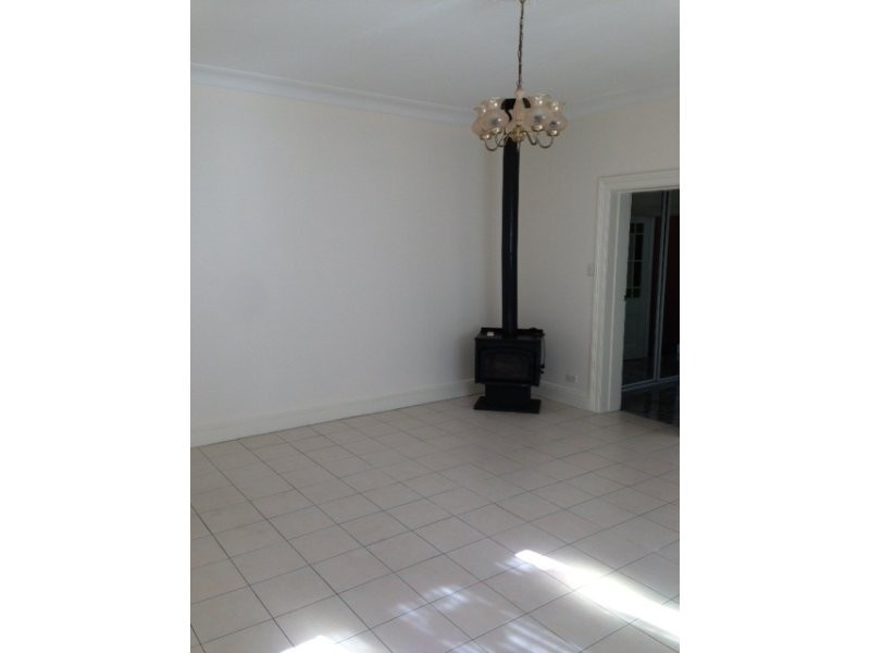 33 Lennartz Street, Croydon Park NSW 2133