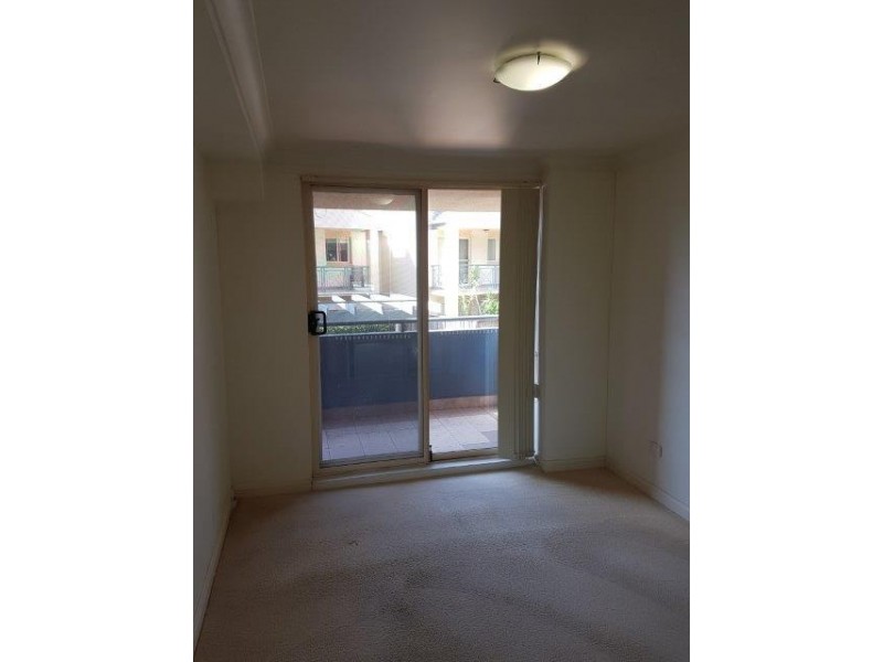 16/98 Chandos Street, Ashfield NSW 2131
