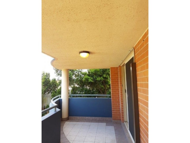 16/98 Chandos Street, Ashfield NSW 2131