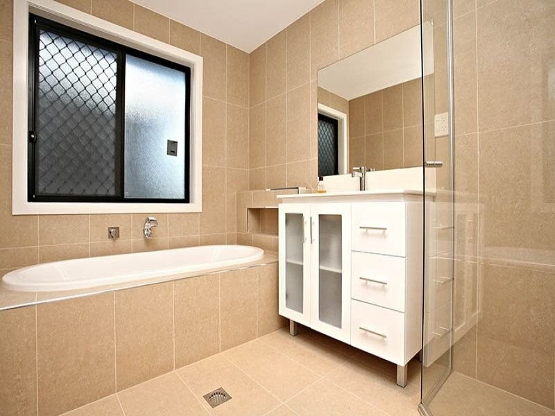 49 Pennant Street, Jamboree Heights QLD 4074