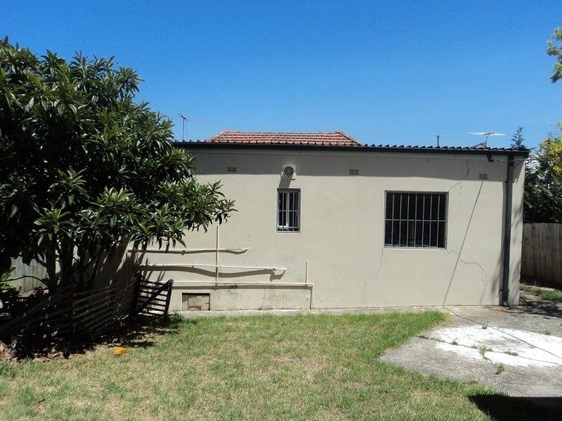 33 Smith Street, Summer Hill NSW 2130