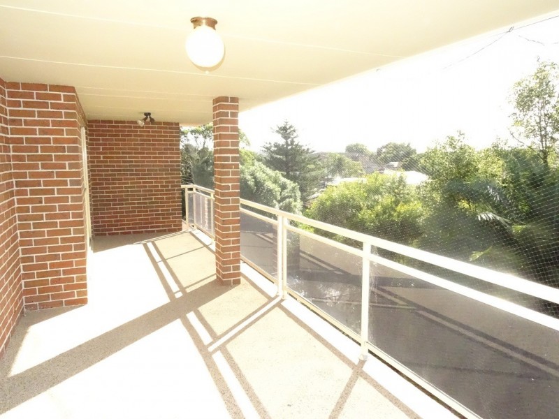 15/7 Third Avenue, Campsie NSW 2194