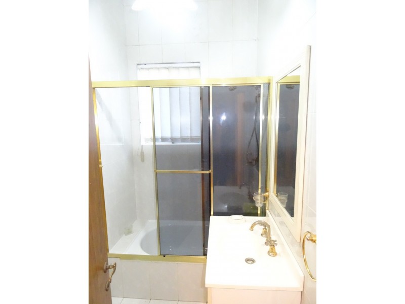 15 Service Avenue, Ashfield NSW 2131