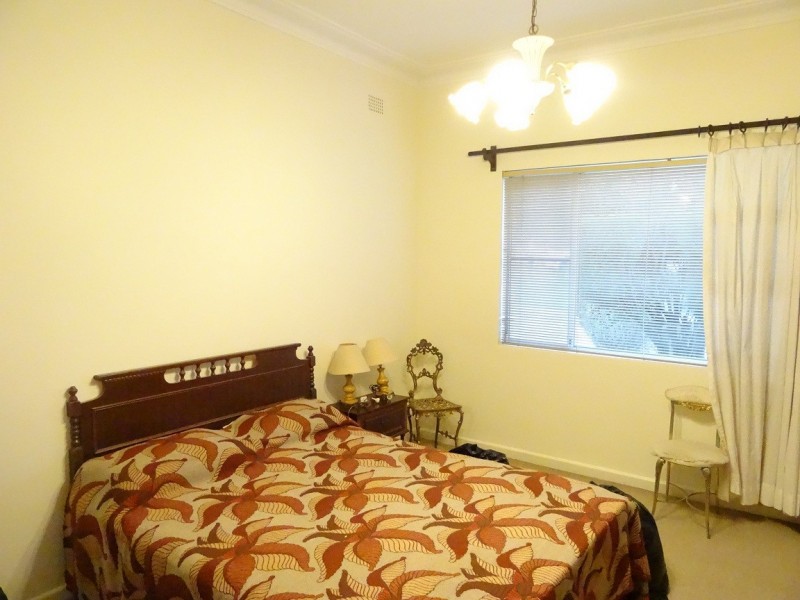 15 Service Avenue, Ashfield NSW 2131