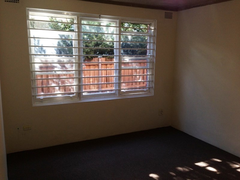 2/5 Osgood Avenue, Marrickville NSW 2204