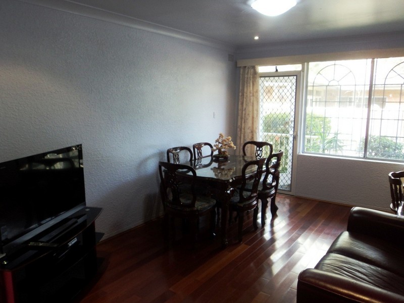 2/65 Norton Street, Ashfield NSW 2131