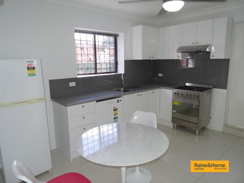 1/14 A’Beckett Avenue, Ashfield NSW 2131
