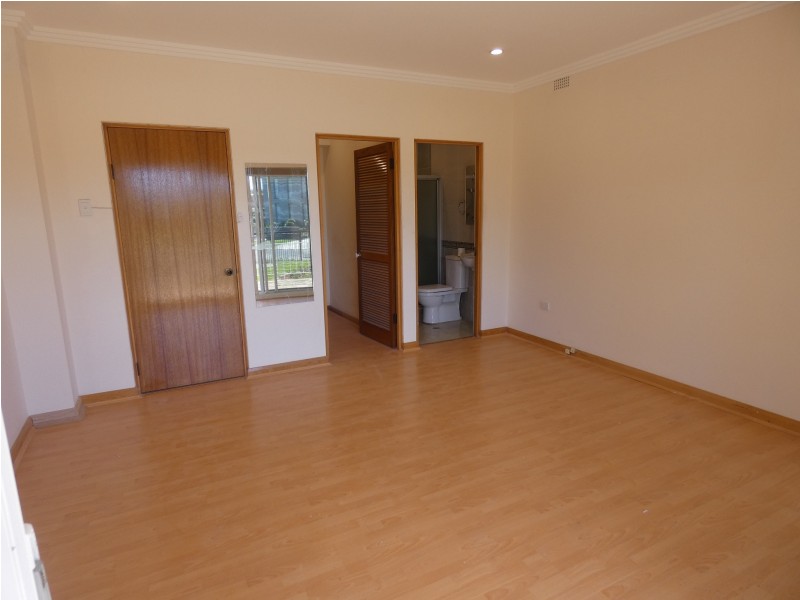 8 Westminster Avenue, Carlingford NSW 2118