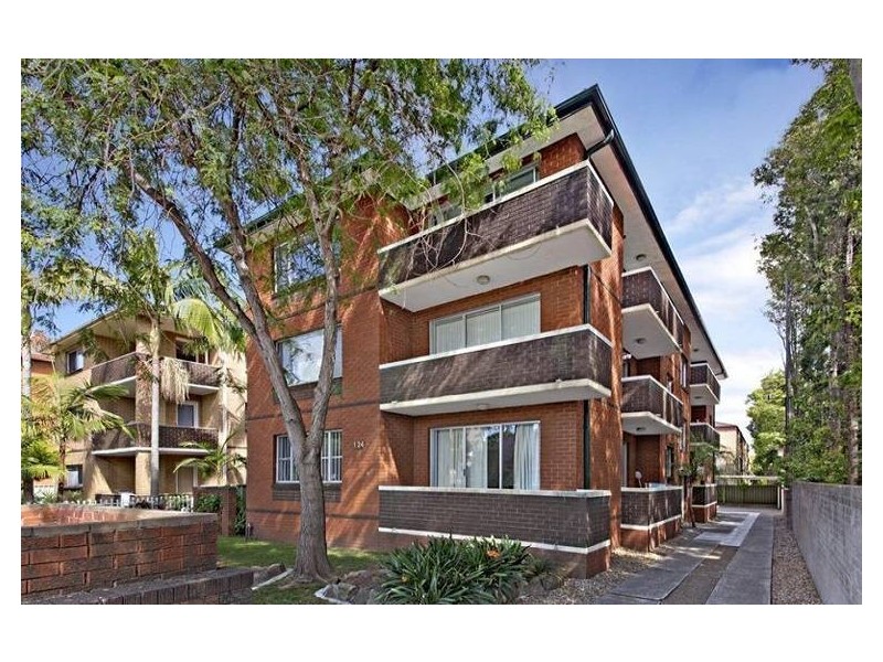 1/124 Bland Street, Ashfield NSW 2131