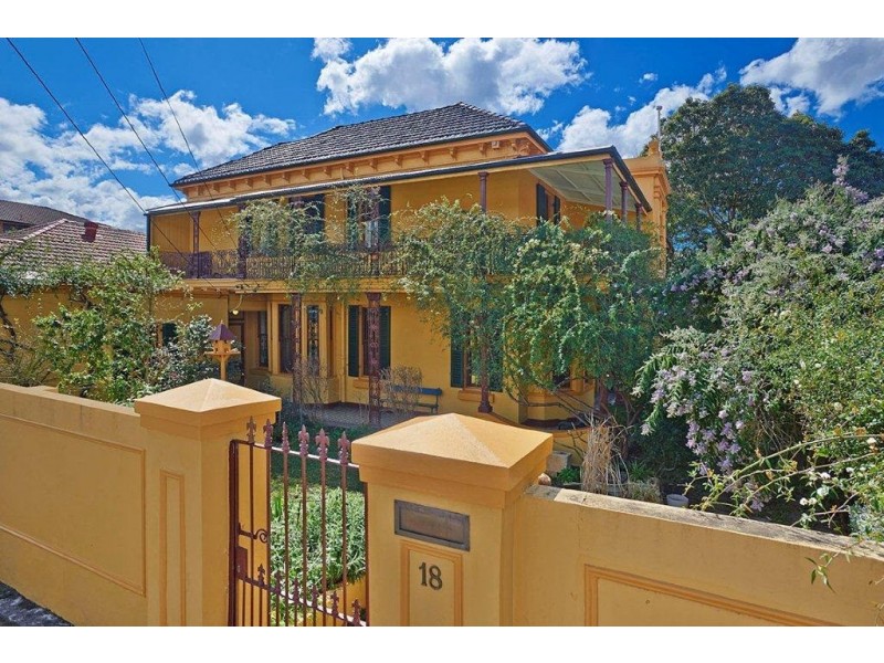 18 Julia Street, Ashfield NSW 2131