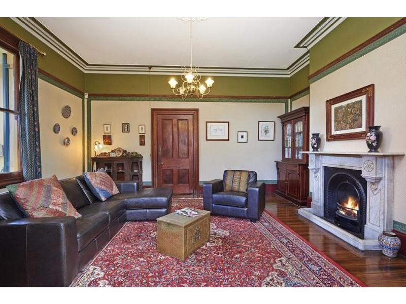 18 Julia Street, Ashfield NSW 2131