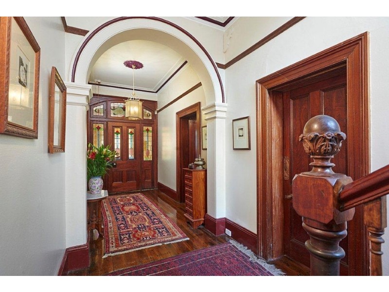 18 Julia Street, Ashfield NSW 2131