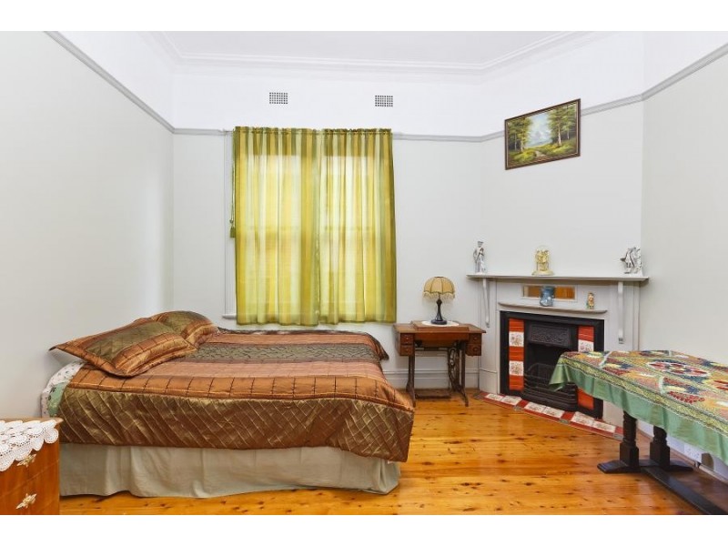 33 Wetherill Street, Croydon NSW 2132