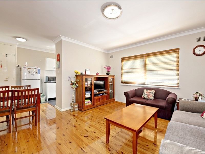 2/28 Orpington Street, Ashfield NSW 2131