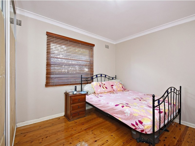 2/28 Orpington Street, Ashfield NSW 2131