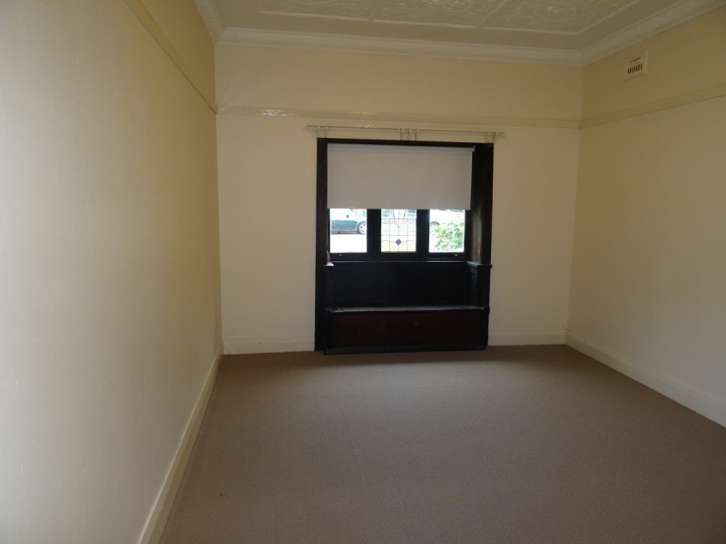 6 Nixon Avenue, Ashfield NSW 2131