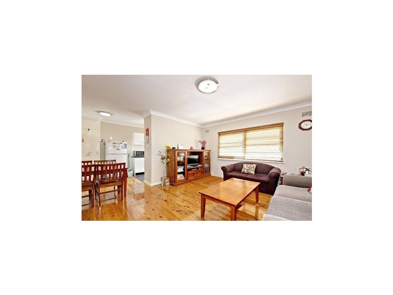 2/28 Orpington Street, Ashfield NSW 2131
