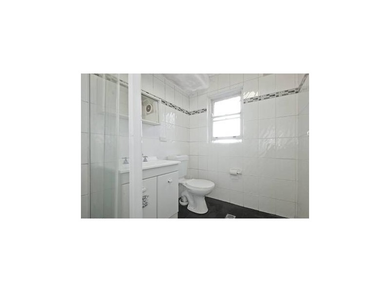 2/28 Orpington Street, Ashfield NSW 2131