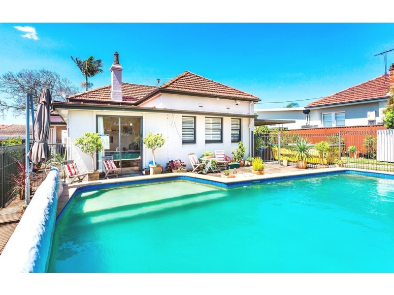 15 Wallace Street, Concord NSW 2137