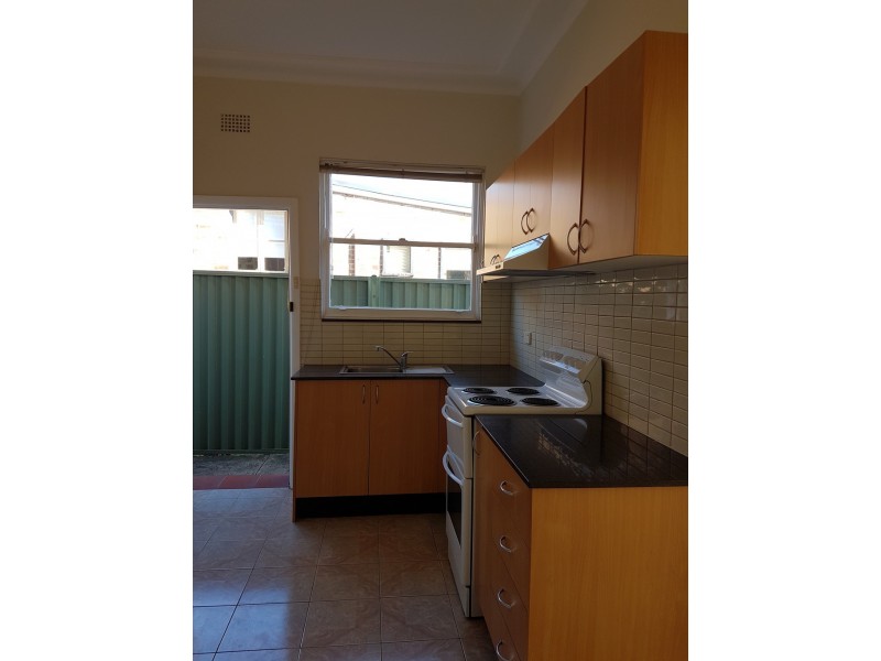 2/107 Holborow Street, Croydon Park NSW 2133 Floorplan