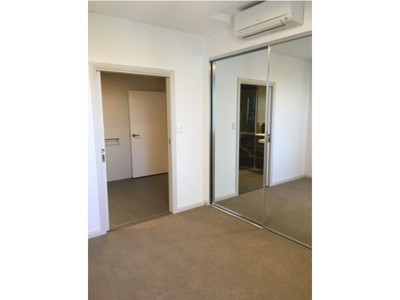 404/55 Hill Road, Wentworth Point NSW 2127