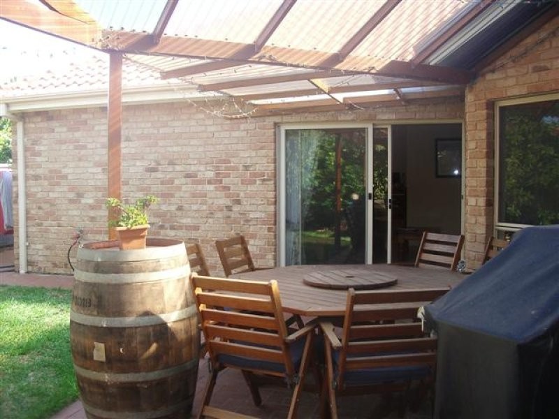 51 Downing Street, Hove SA 5048