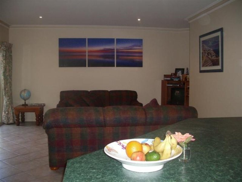 51 Downing Street, Hove SA 5048