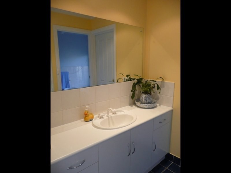 28 Rose Crescent, Mclaren Flat SA 5171