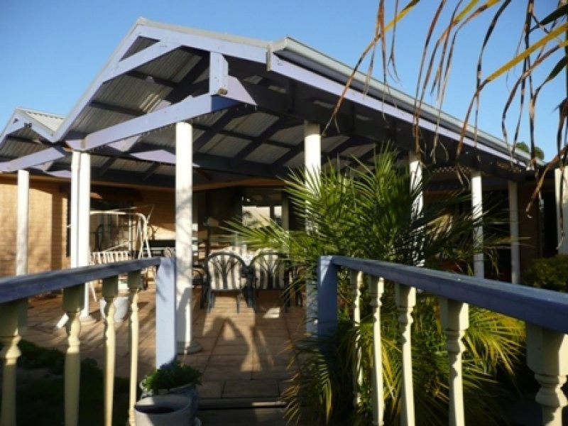 28 Rose Crescent, Mclaren Flat SA 5171