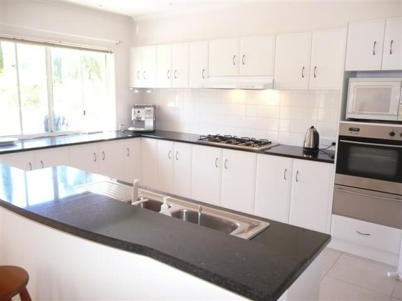 5 The Crescent, Seaford Rise SA 5169
