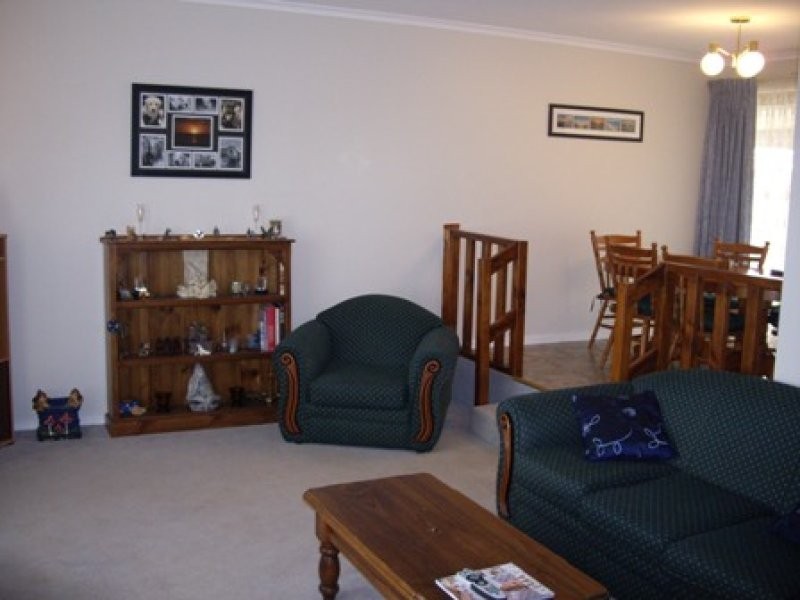 24 Goodrington Way, Moana SA 5169
