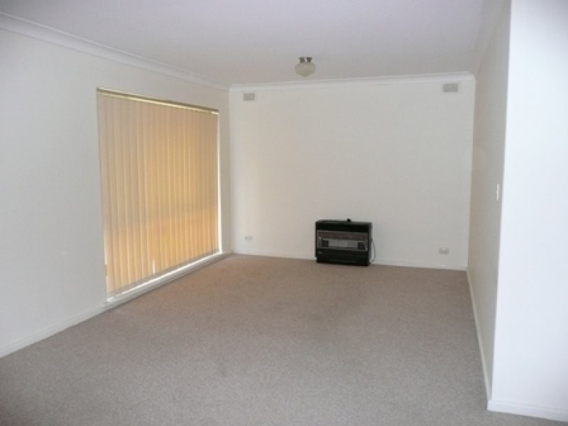 8 Higgins Street, Hackham SA 5163