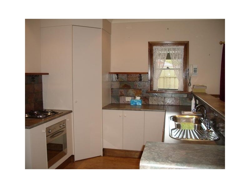 18 Rose Crescent, Mclaren Flat SA 5171