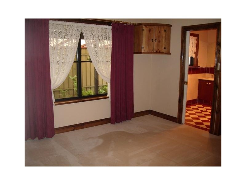 18 Rose Crescent, Mclaren Flat SA 5171