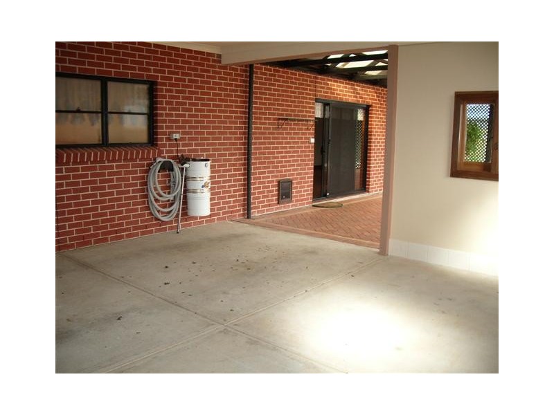 18 Rose Crescent, Mclaren Flat SA 5171