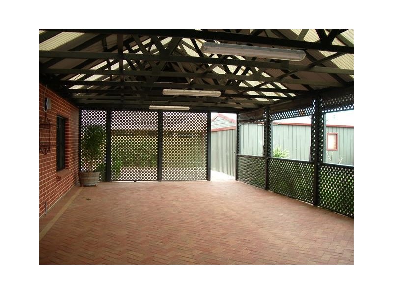 18 Rose Crescent, Mclaren Flat SA 5171