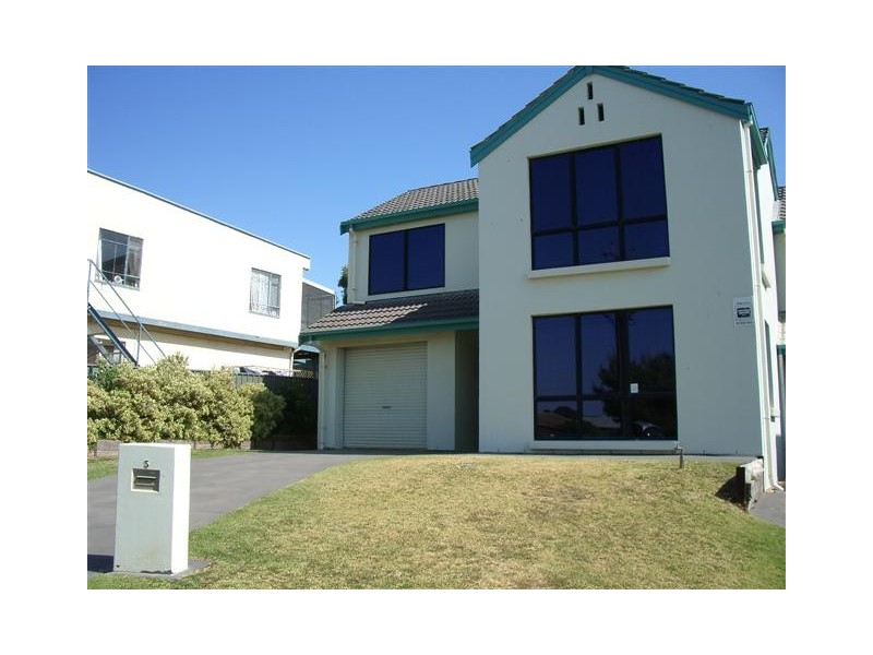Unit 3 58 Esplanade, Christies Beach SA 5165