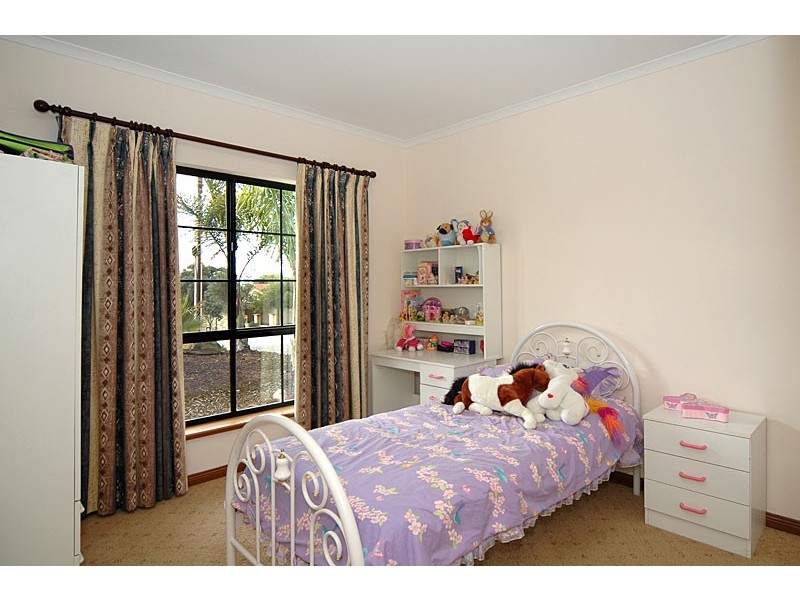 32 DOMAIN ST, Moana SA 5169