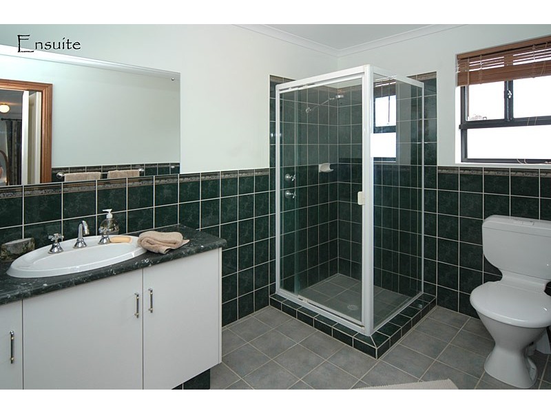 32 DOMAIN ST, Moana SA 5169