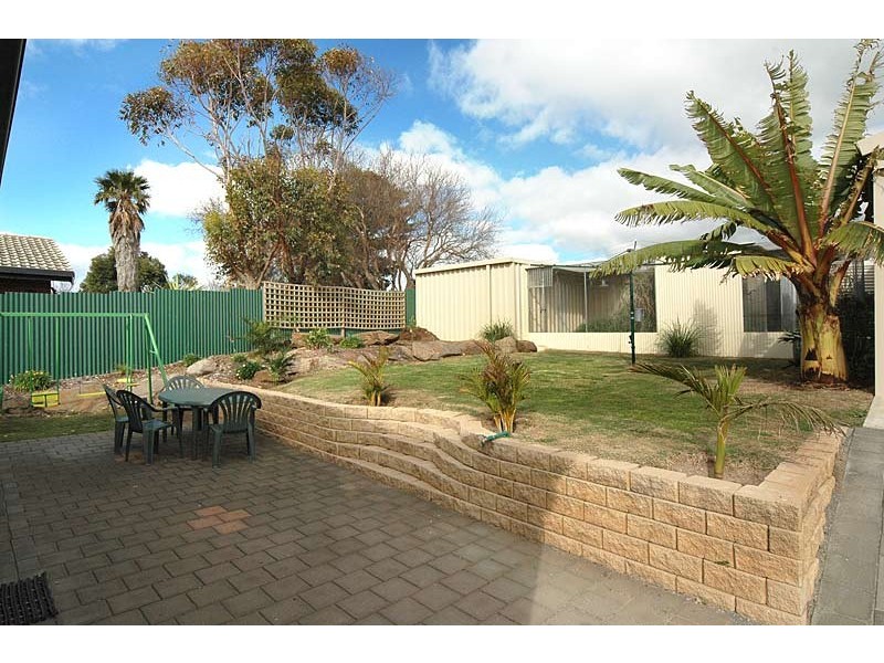 32 DOMAIN ST, Moana SA 5169