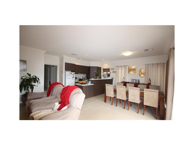 47  Harvey Crescent, Aldinga Beach SA 5173